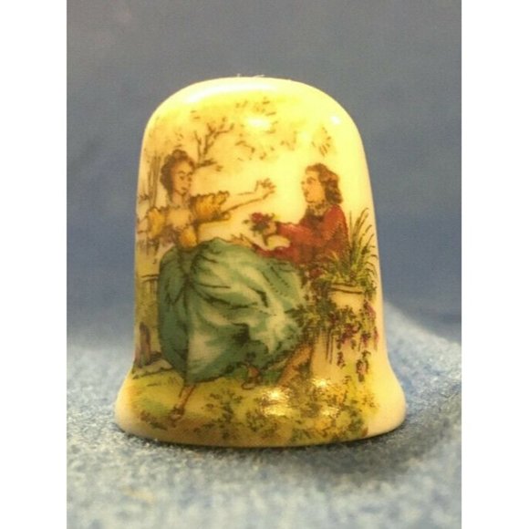 Thimbles Porelain Painted with Colonial Couple - Picture 1 of 3